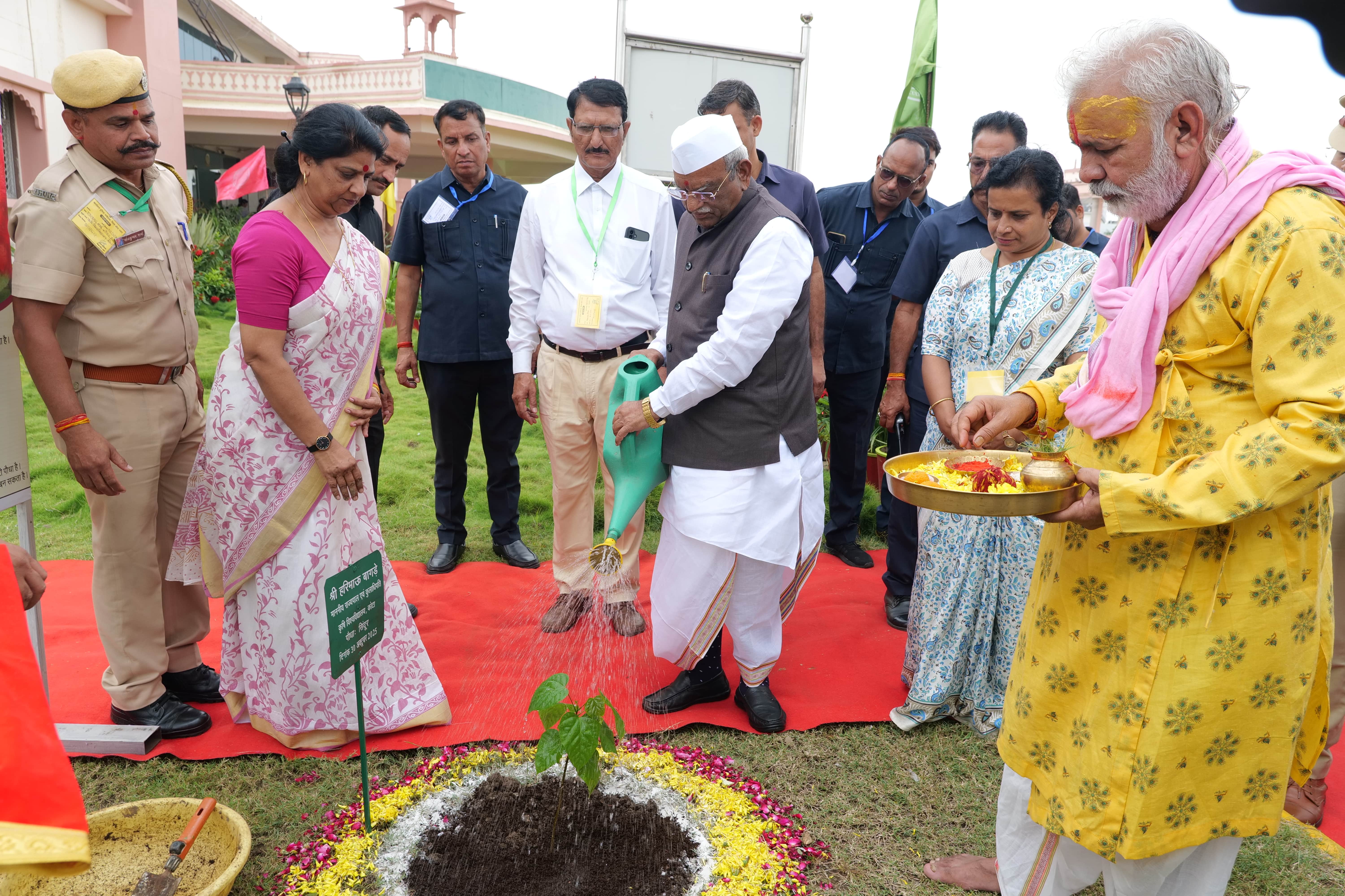 Visit of Honorable Governor 